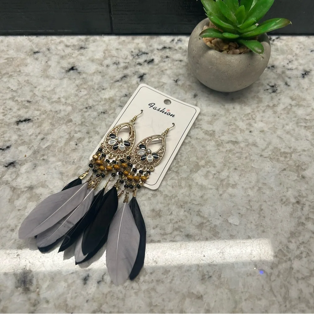 Boho Chic Black/Gray Feather Earrings - Picture 2 of 3